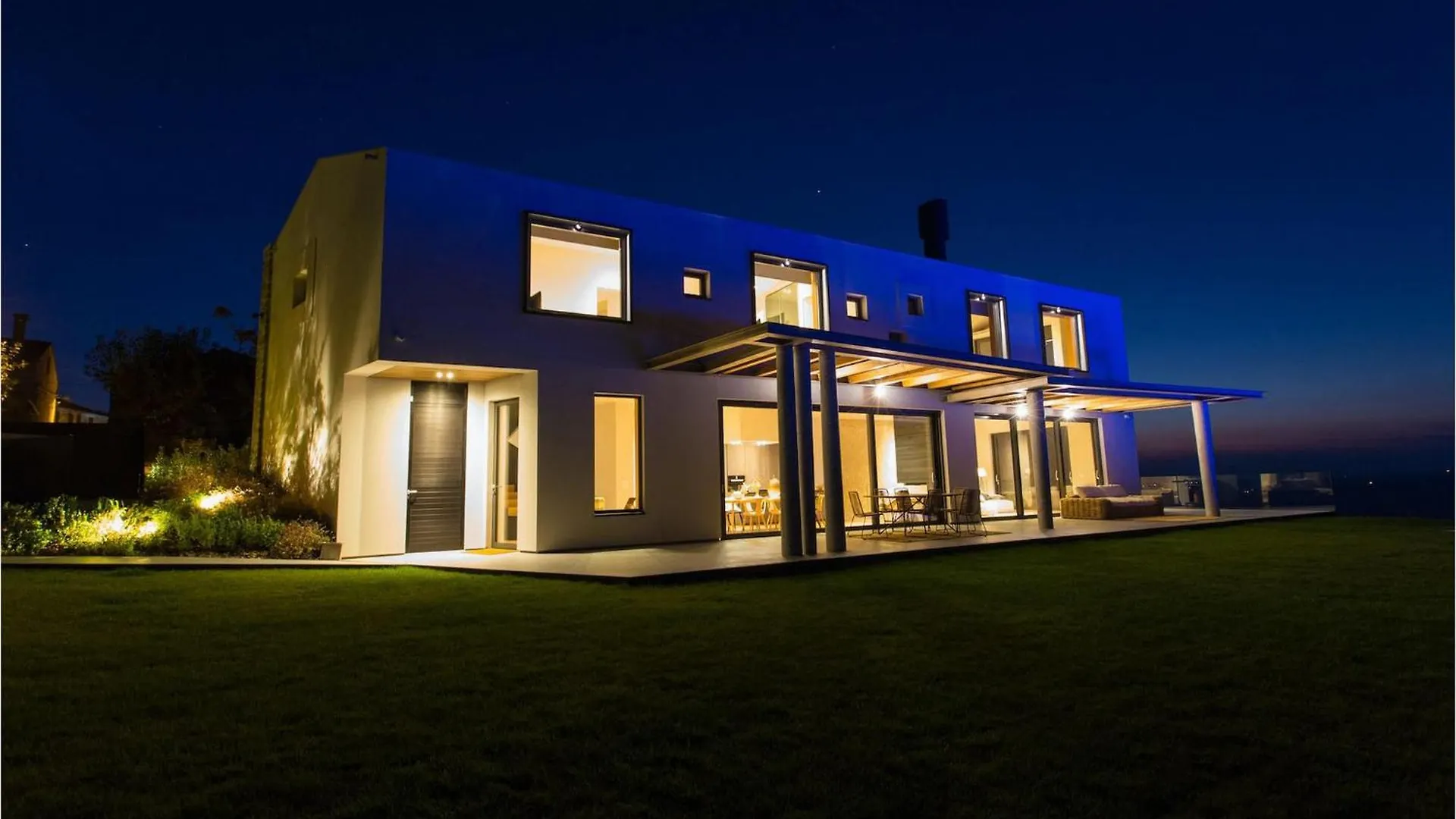 Villa Vista Zamask 0*,
